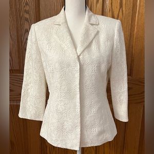 TAHARI by Arthur S. Levine Lace Jacket, Size 8P